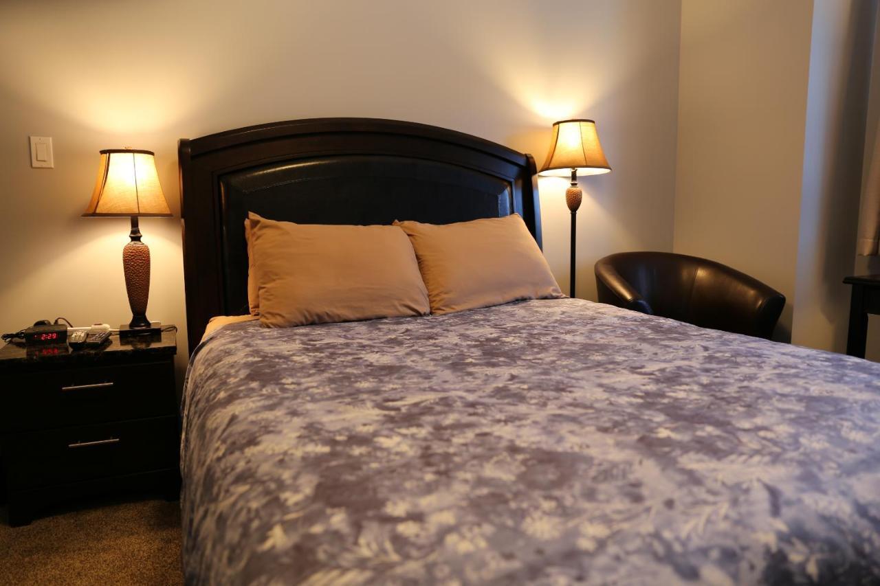 Downtown Whitehorse 4 Bedrooms Deluxe Condo المظهر الخارجي الصورة